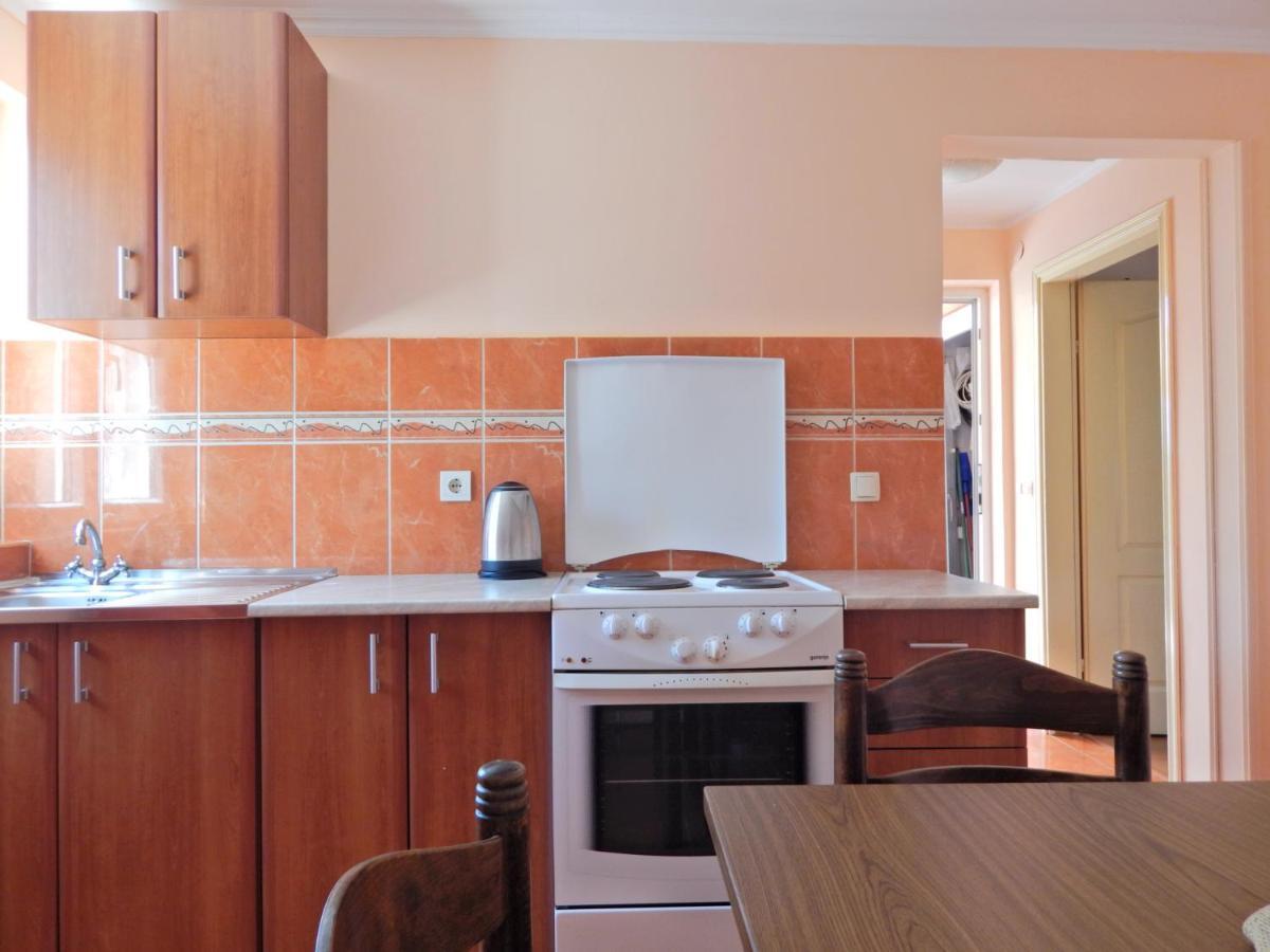 Apartmani Sindik Tivat Buitenkant foto