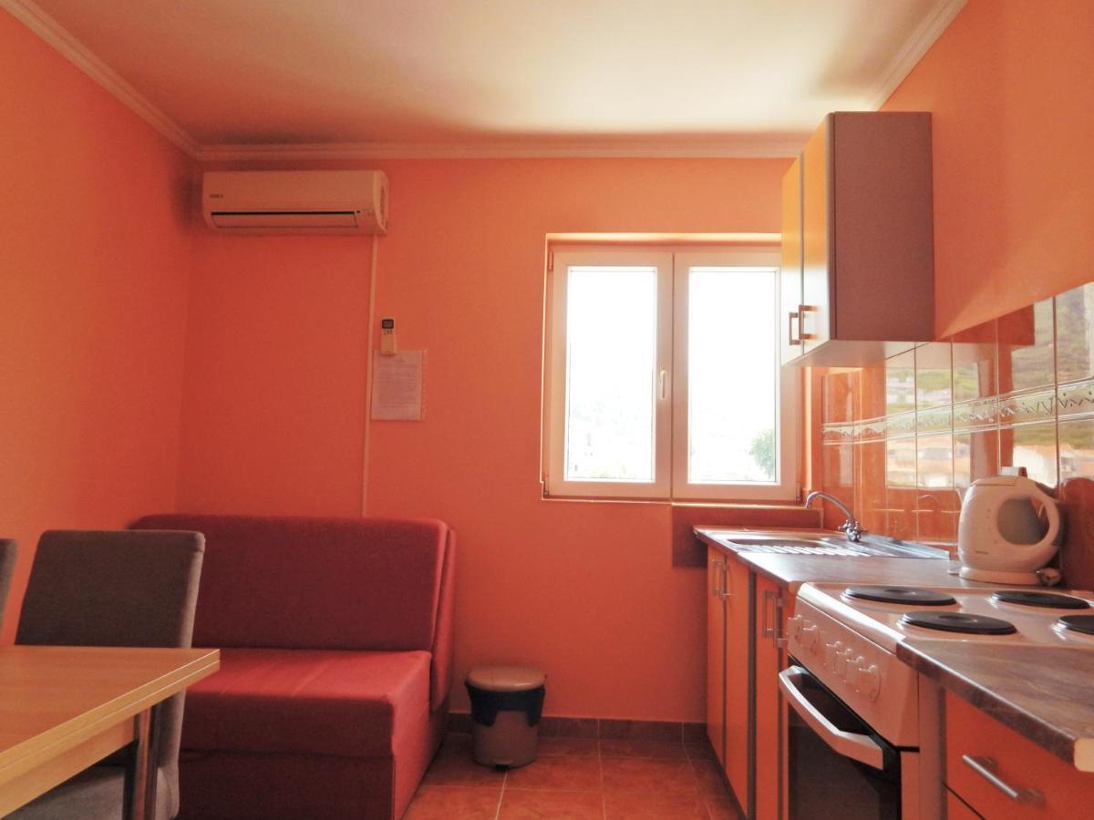 Apartmani Sindik Tivat Buitenkant foto