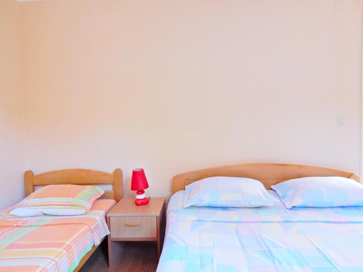 Apartmani Sindik Tivat Buitenkant foto