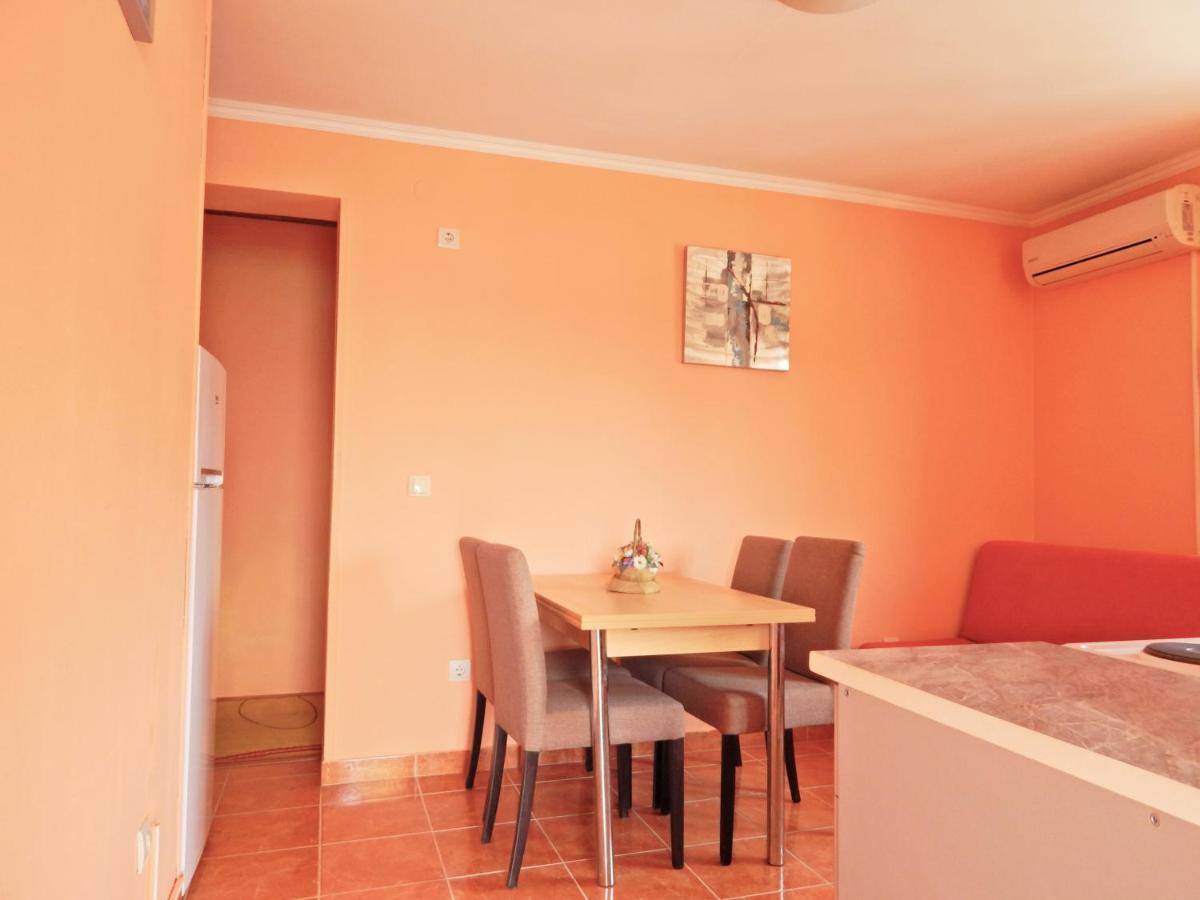 Apartmani Sindik Tivat Buitenkant foto