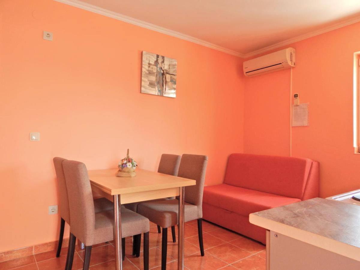 Apartmani Sindik Tivat Buitenkant foto