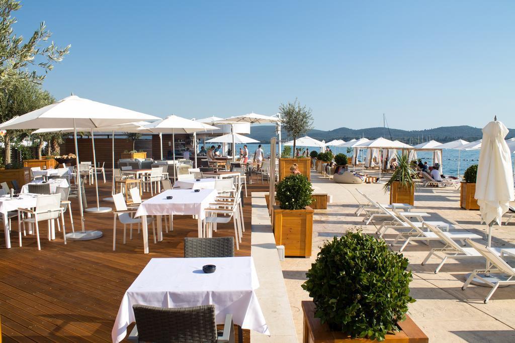 Apartmani Sindik Tivat Buitenkant foto
