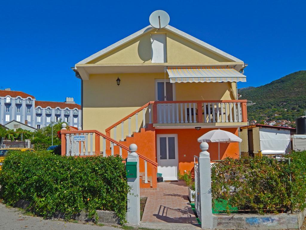 Apartmani Sindik Tivat Buitenkant foto